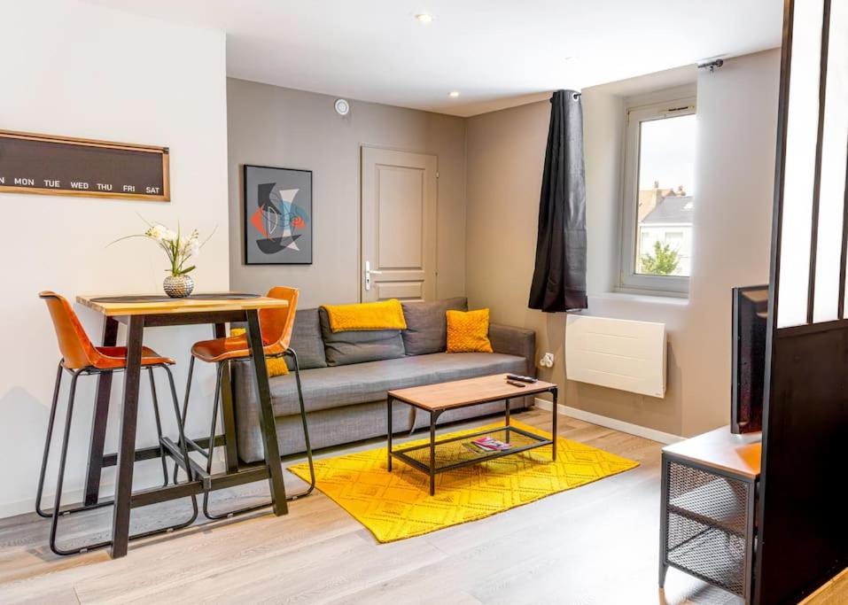 Easyhome L'Industriel Dunkirk Esterno foto